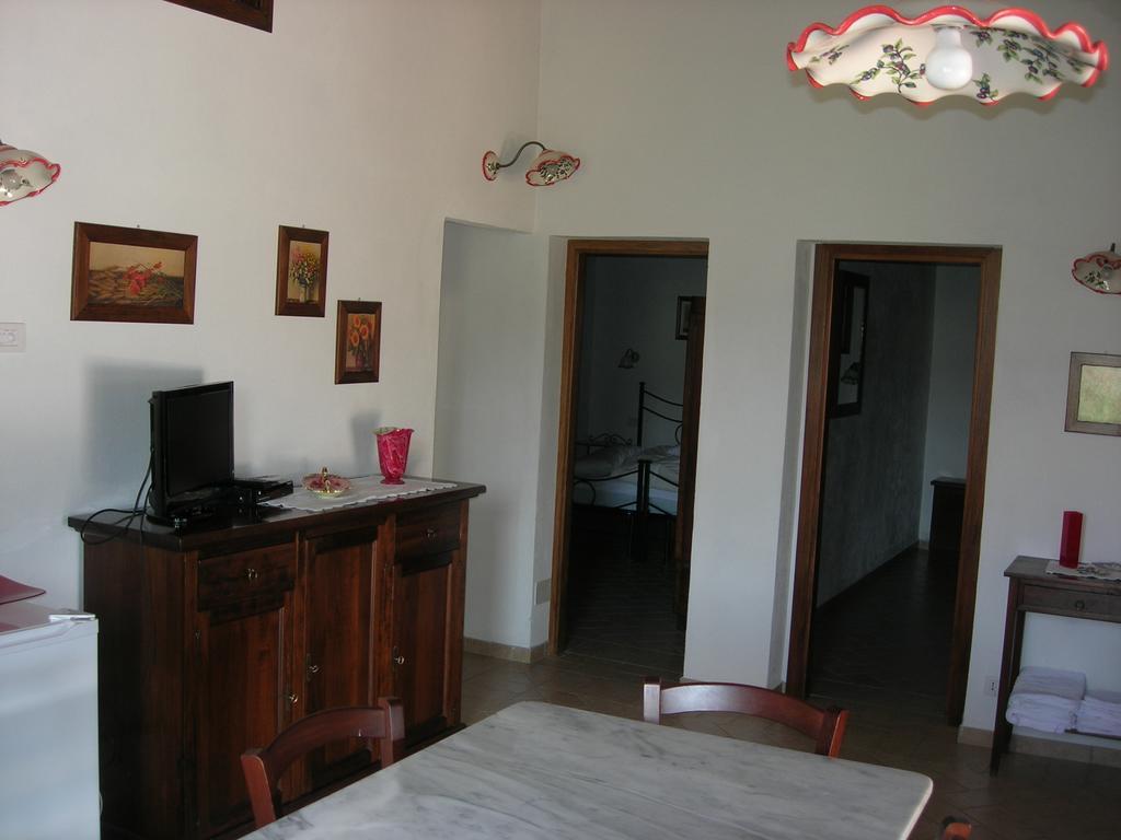 Agriturismo La Valle Del Sole Castiglione dʼOrcia Pokoj fotografie
